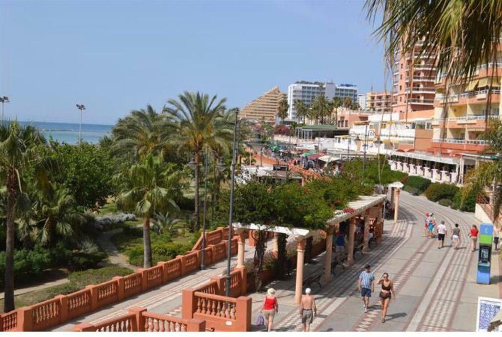 Panoramic Seaview Puerto Marina Apartment Benalmadena Luaran gambar